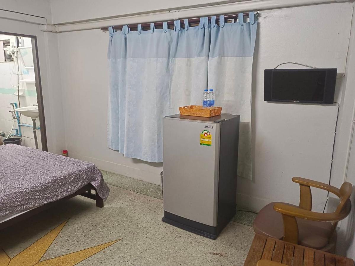 ห้องพักสุขสบายวังหลัง Bangkok Eksteriør billede